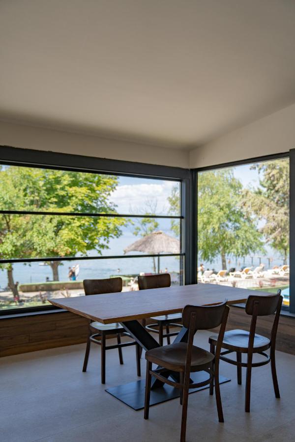 Lago Hotel Lagadin Exterior photo